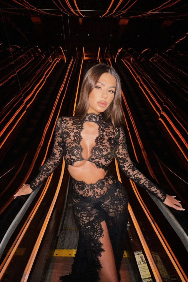 Mock Cut Out Lace Gown | Dress In Beauty Mock Cut Out Lace Gown | Dress In Beauty