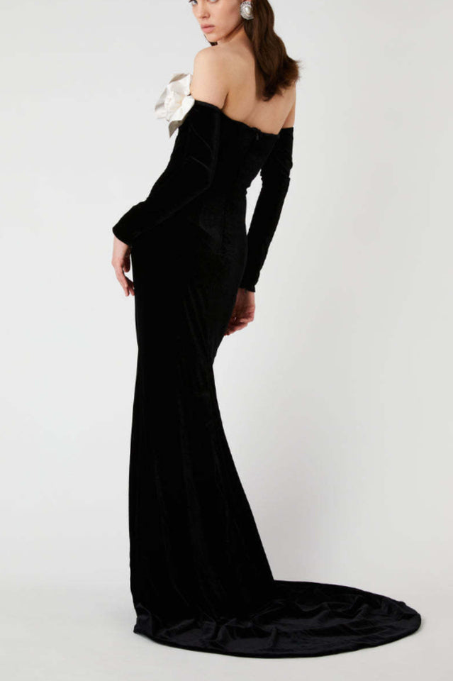Duchesse Bows Off Shoulder Velvet Gown | Dress In Beauty Duchesse Bows Off Shoulder Velvet Gown | Dress In Beauty