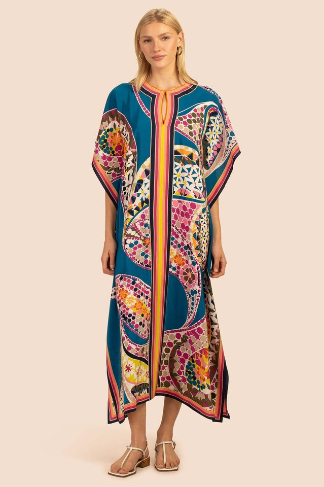Oversize V-Neck Kaftan | Dress In Beauty Oversize V-Neck Kaftan | Dress In Beauty