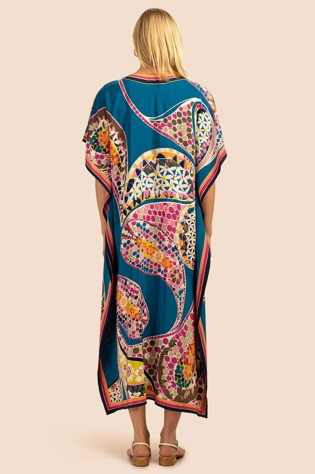 Oversize V-Neck Kaftan | Dress In Beauty Oversize V-Neck Kaftan | Dress In Beauty
