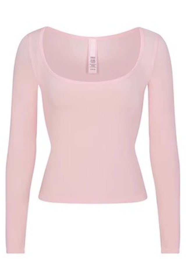 Fits Everybody Long Sleeve T-Shirt | Dress In Beauty Fits Everybody Long Sleeve T-Shirt | Dress In Beauty