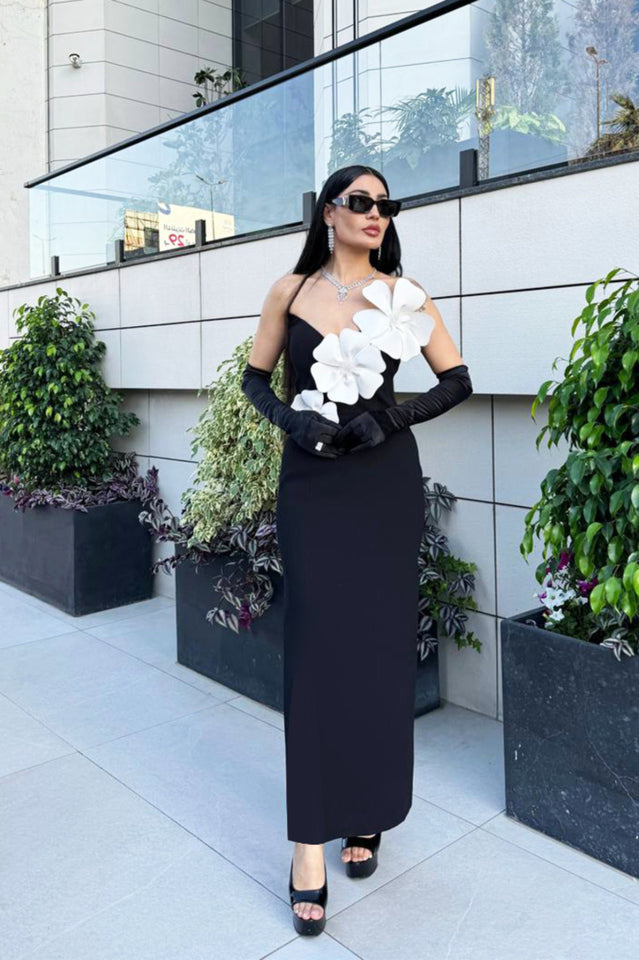 White Flower Embellished Maxi Dress | Dress In Beauty White Flower Embellished Maxi Dress | Dress In Beauty