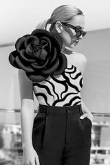 Exaggerated 3D Flower One Piece Swimsuit | Dress In Beauty Exaggerated 3D Flower One Piece Swimsuit | Dress In Beauty