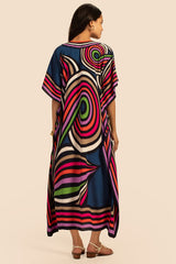 Oversize V-Neck Kaftan | Dress In Beauty Oversize V-Neck Kaftan | Dress In Beauty