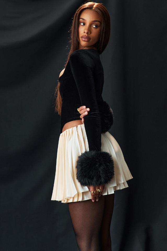 Catriona Black Velvet Bra | Dress In Beauty Catriona Black Velvet Bra | Dress In Beauty