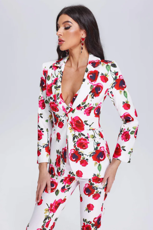 Taning 3 Piece Set With Roses | Dress In Beauty Taning 3 Piece Set With Roses | Dress In Beauty
