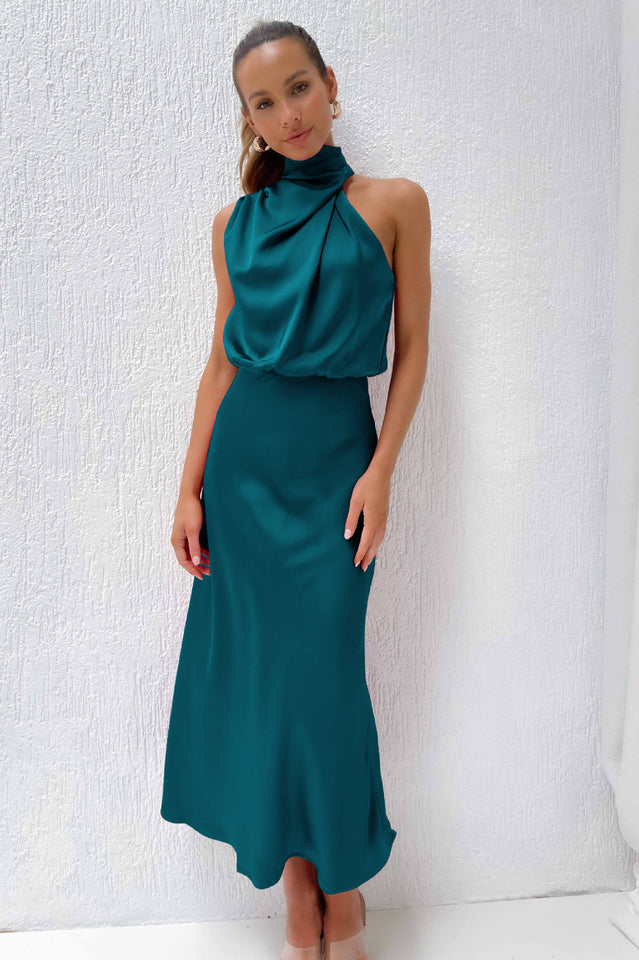 Halter Sleeveless Satin Bridesmaid Dress | Dress In Beauty Halter Sleeveless Satin Bridesmaid Dress | Dress In Beauty