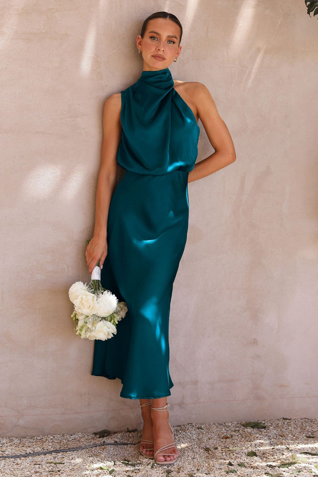 Halter Sleeveless Satin Bridesmaid Dress | Dress In Beauty Halter Sleeveless Satin Bridesmaid Dress | Dress In Beauty