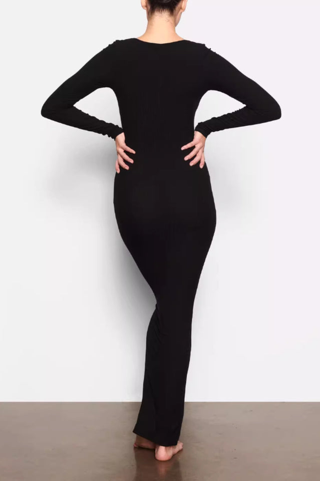 soft lounge long sleeve dress dupe How @liz styles the #SKIMS Soft Lounge Long Sleeve Slip Dress
