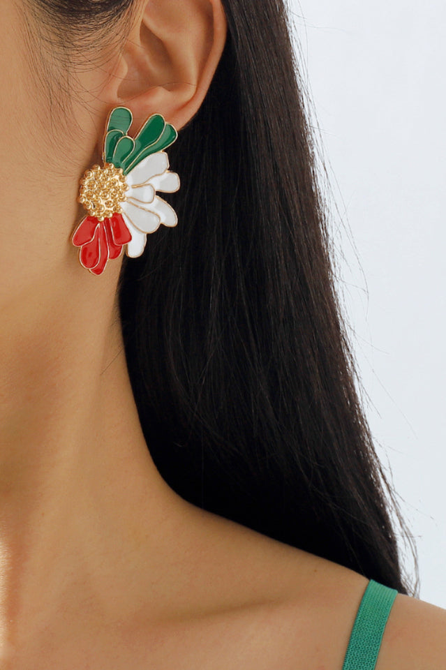Sibyl Demi Flower Earrings | Dress In Beauty