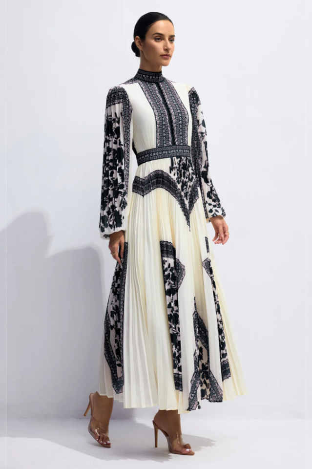 Melvina Floral Print Pleated Maxi Dress | Dress In Beauty