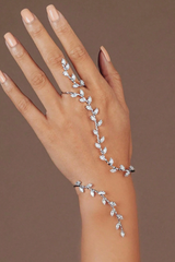 Rhinestone Knuckle Ring | Dress In Beauty