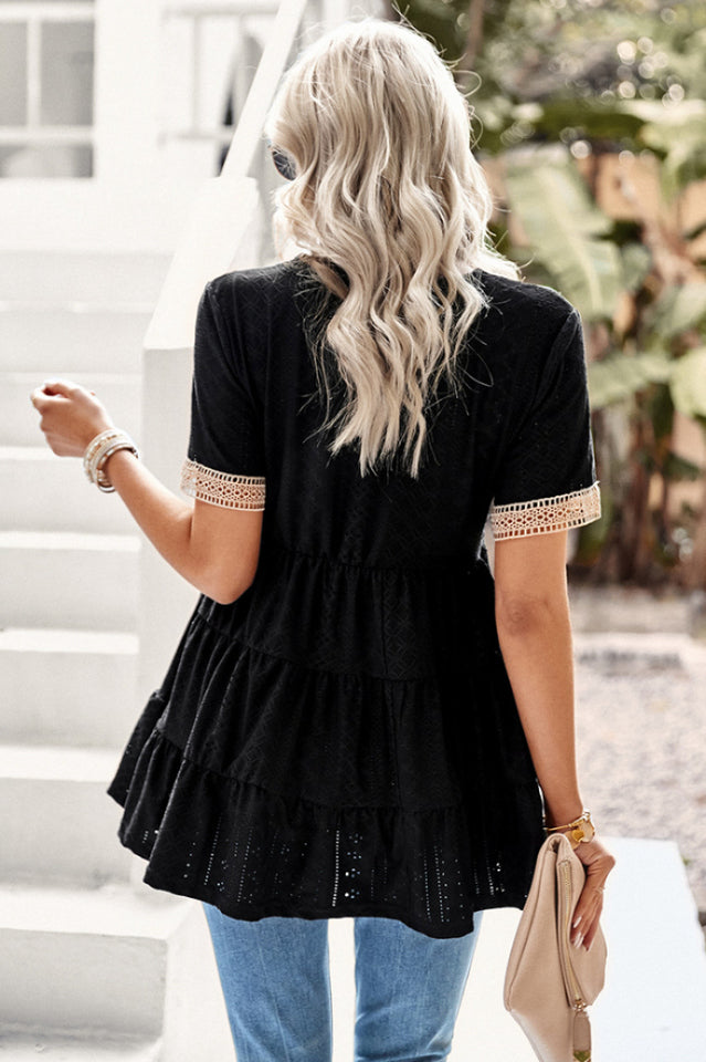 Contrast Short Sleeve Tiered Blouse | Dress In Beauty