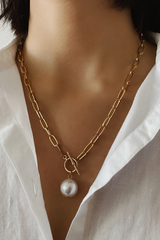 Faux Pearl Pendant Chain Necklace - Dress In Beauty