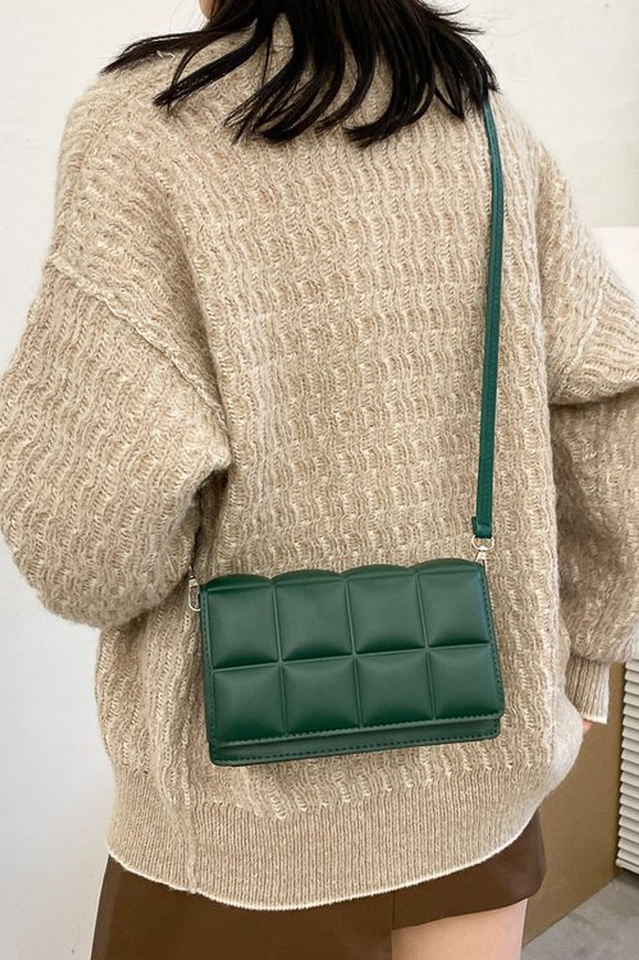 Never Giving Up Crossbody Bag | Dress In Beauty