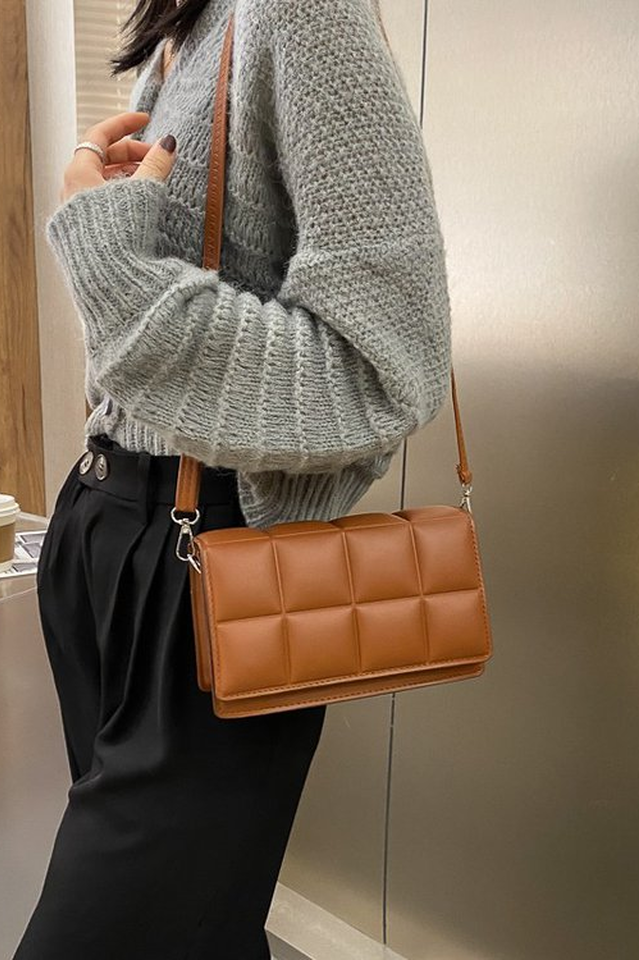 Never Giving Up Crossbody Bag | Dress In Beauty