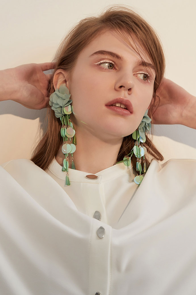 Flower Sequin Earrings | Dress In Beauty