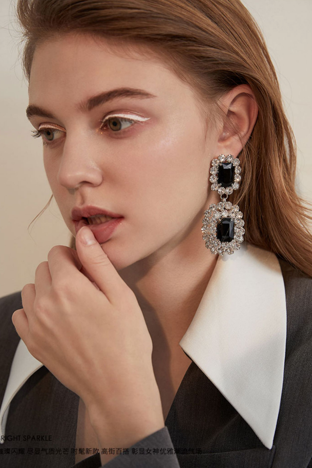 Dimond Dangle Earrings | Dress In Beauty
